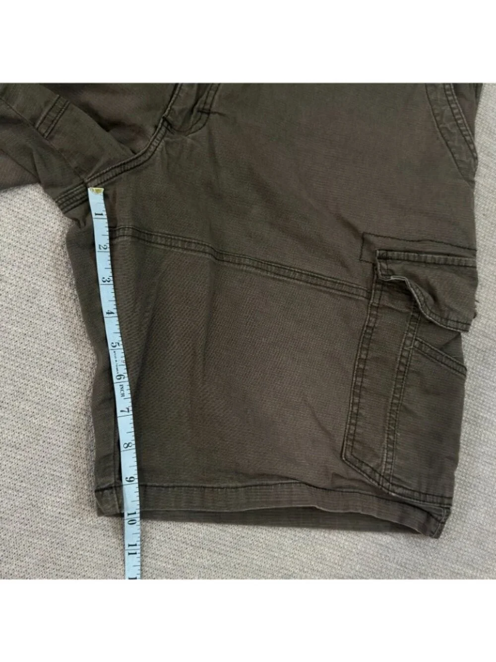 Lee Extreme Motion Swope Cargo Shorts Mens 40 Gray Relaxed Fit Mid Rise Stretch